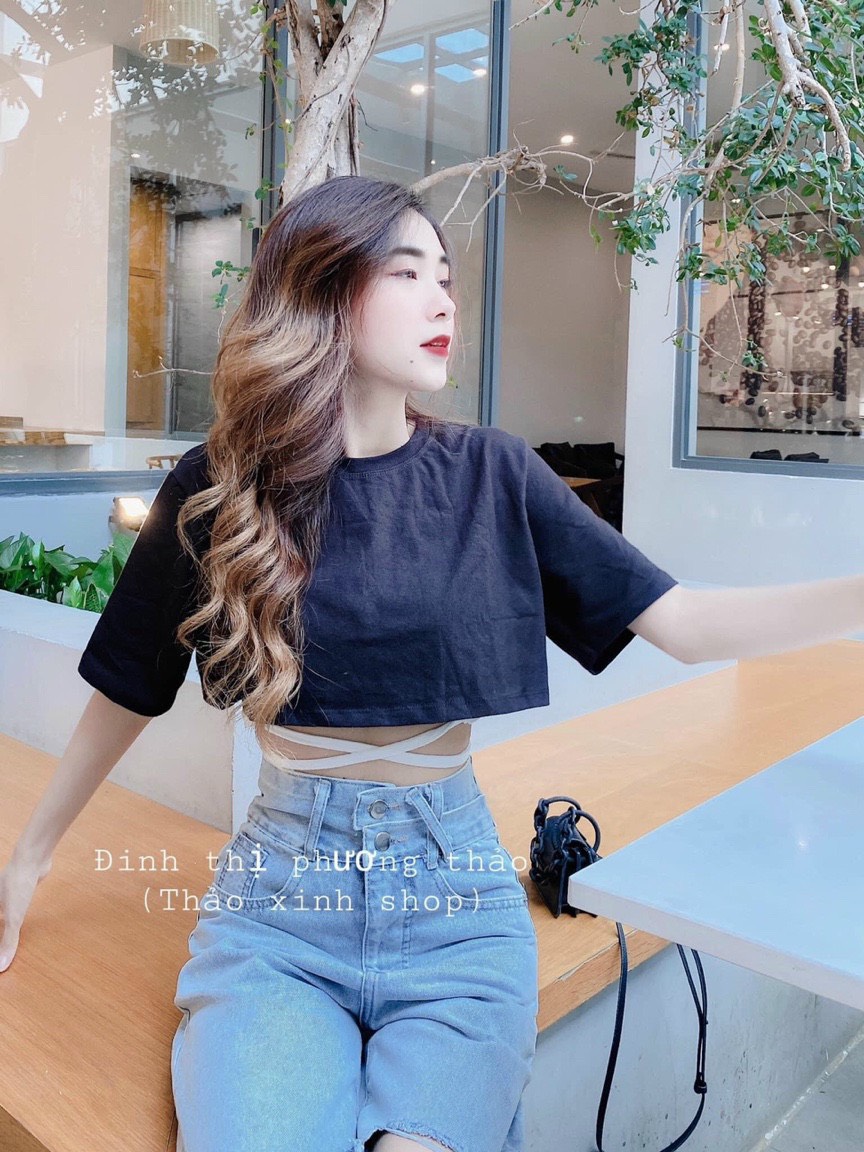 set áo kiểu áo croptop trơn mix cùng áo trong buộc dây eo tôn dáng, cá tính,2 màu đen trắng, free szie dưới 52kg, form chất đẹp