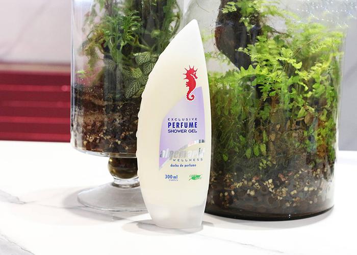 [HCM]Sữa tắm cá ngựa da sáng hồng