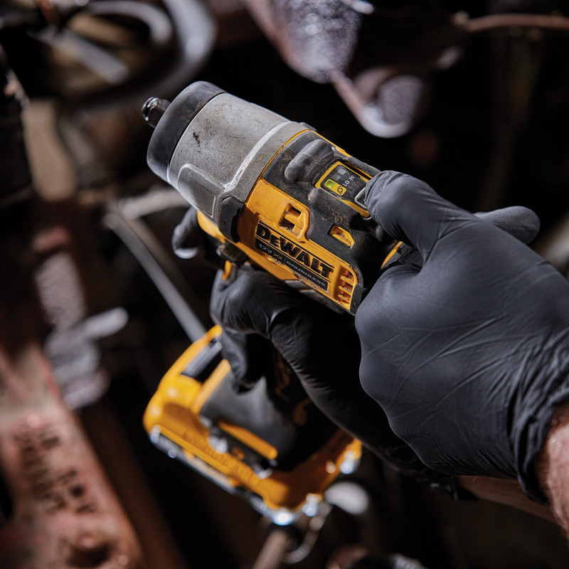 [HCM]Máy siết bu lông dùng pin Dewalt DCF902D2-KR