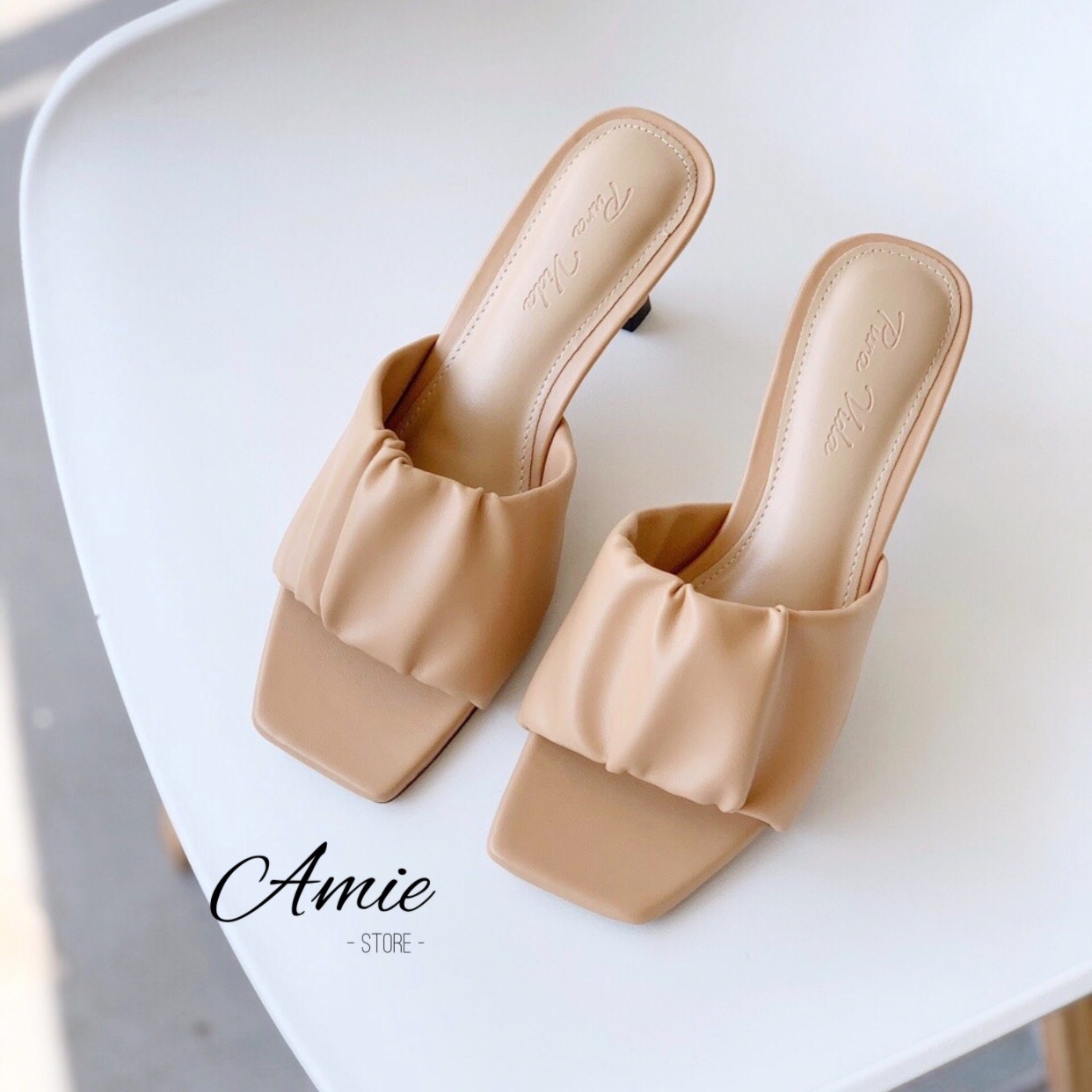 Guốc Quai Nhún Gót Nhọn
