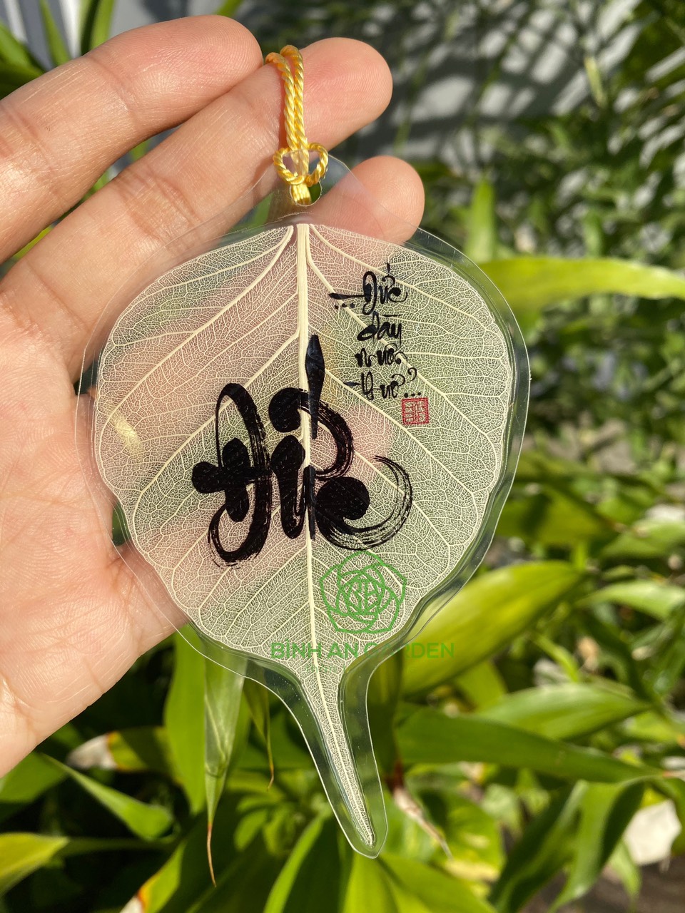 [HCM]Lá bồ đề thư pháp ĐỨC-ĐỨC DÀY MUÔN THUỞ- Cực đẹp