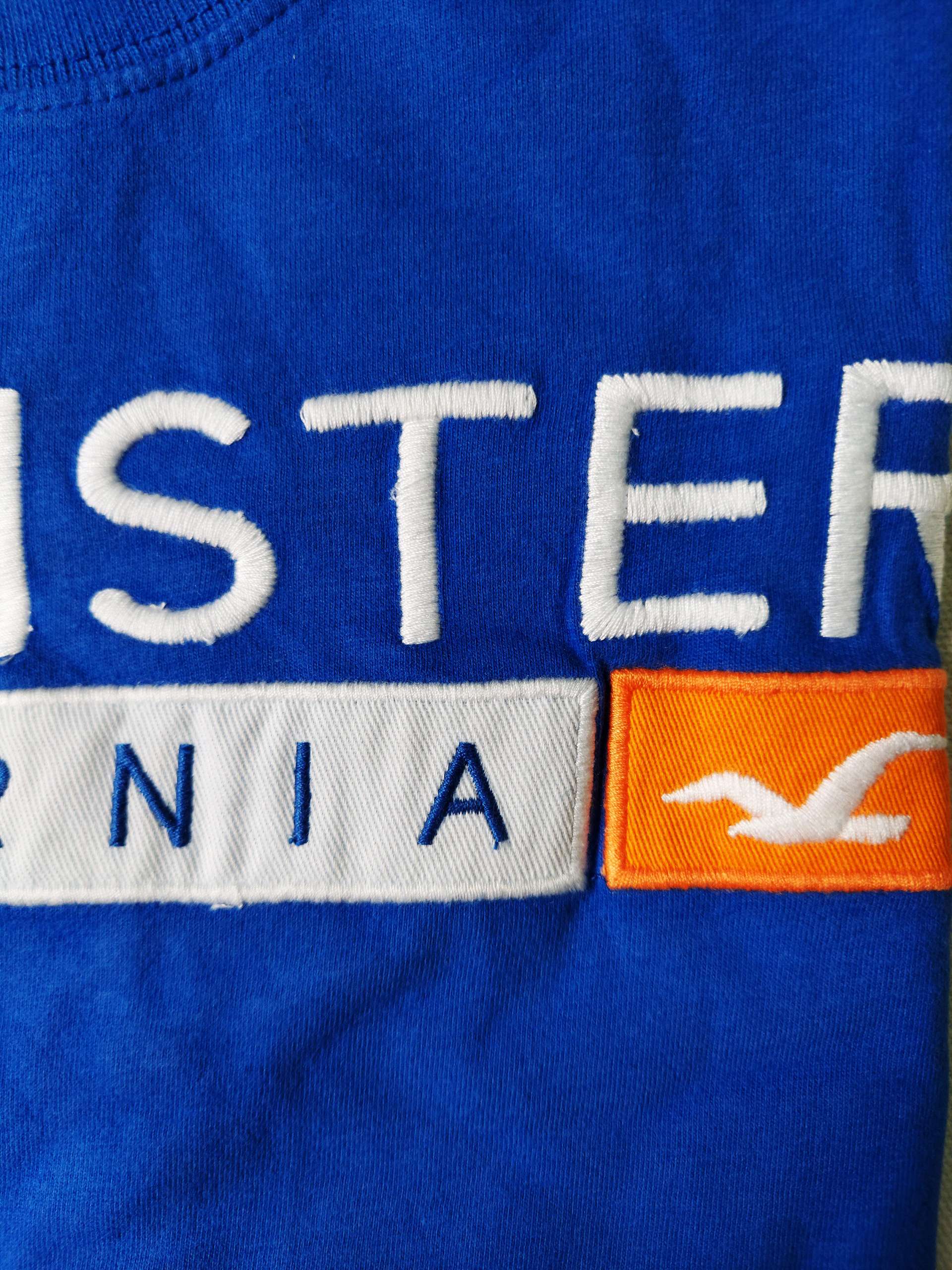 Áo thun Hollister White California