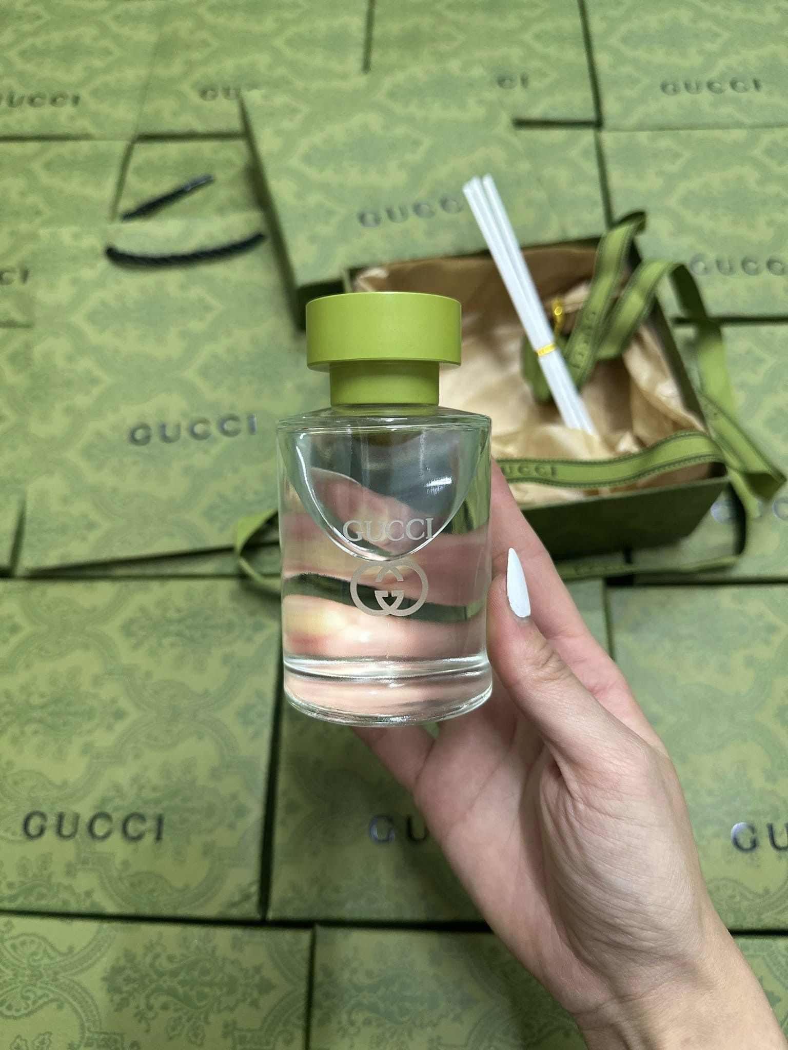 Tinh dầu nước hoa thơm phòng Gucci