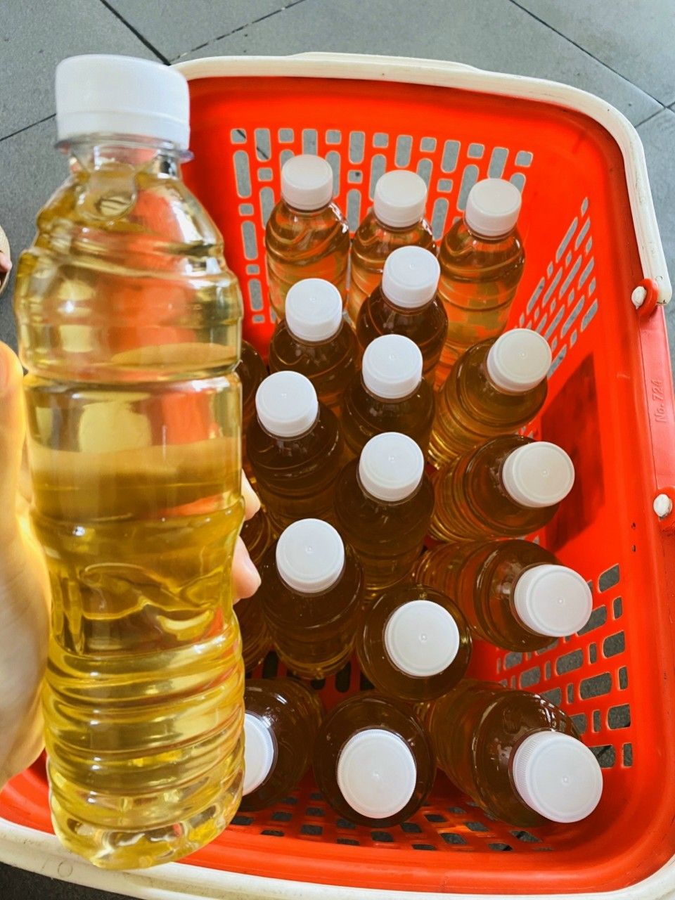 Dầu dừa Bến Tre ngoại nấu nguyên chất 100% chai 500ml