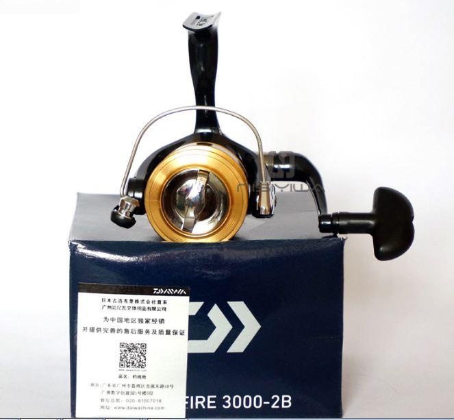 Máy câu cá Daiwa SWEEPFIRE 4000-2B