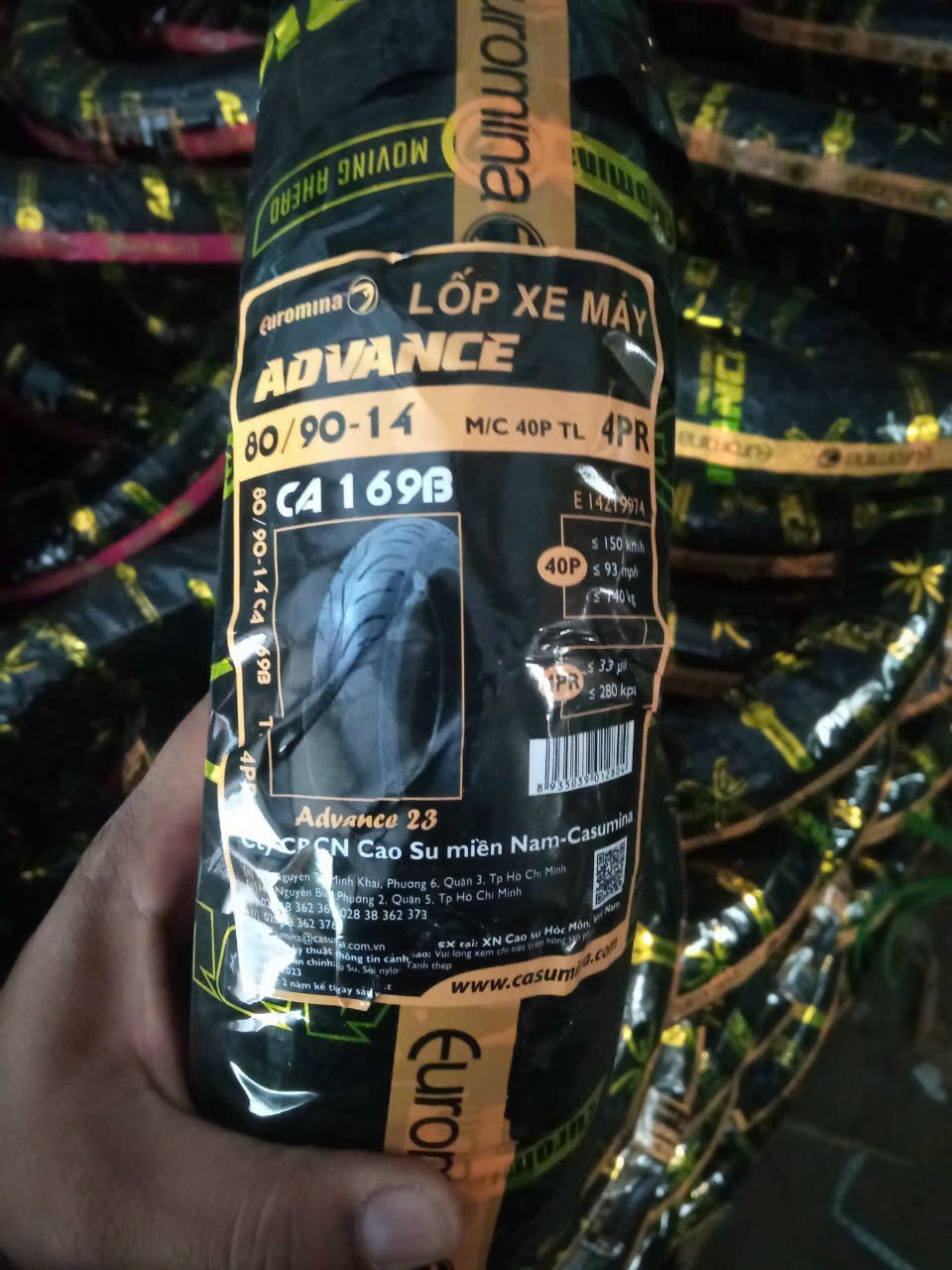 Lốp không săm 80/90-14 Airblade, Vision,