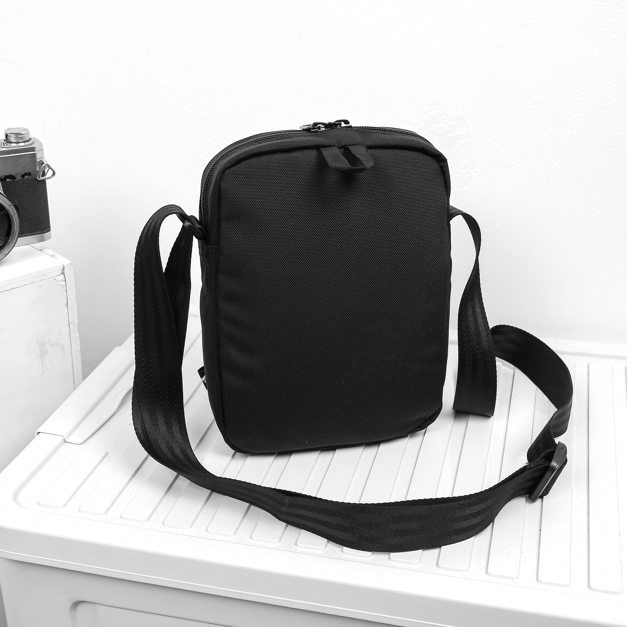 Túi Đeo Chéo Adidas GN1928 Sling Bag