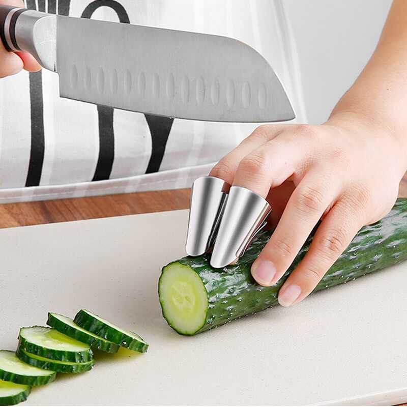 Dụng Cụ Tách Hạt Bọc Ngón Tay Inox Đa Dụng Hamart (Bóc rau củ quả, tách vỏ ngũ cốc, chống đứt tay...)
