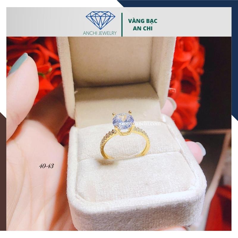 Nhẫn đính hôn hột xoàn vàng tây