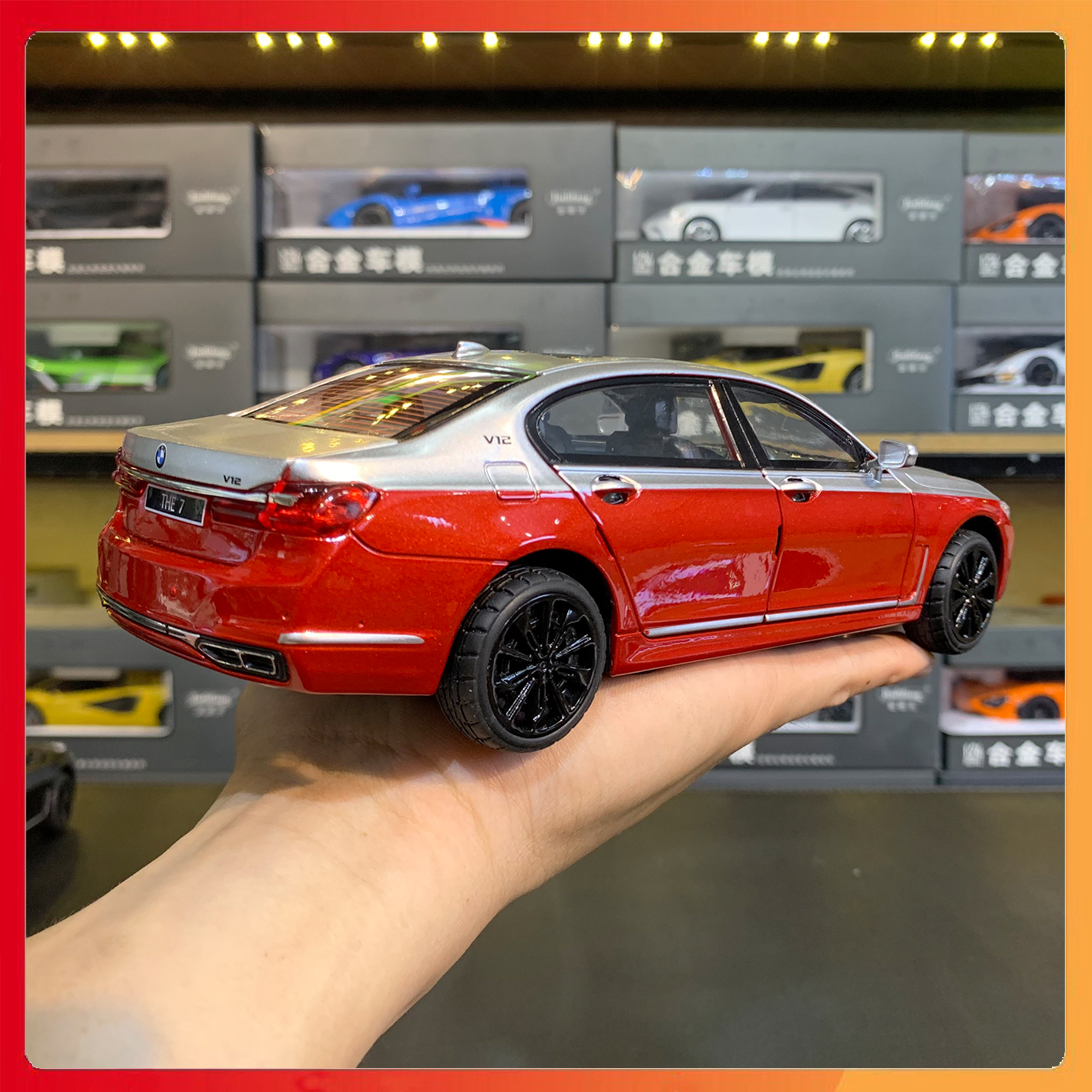 Mô hình xe BMW 760Li tỉ lệ 1:24 CHIMEI