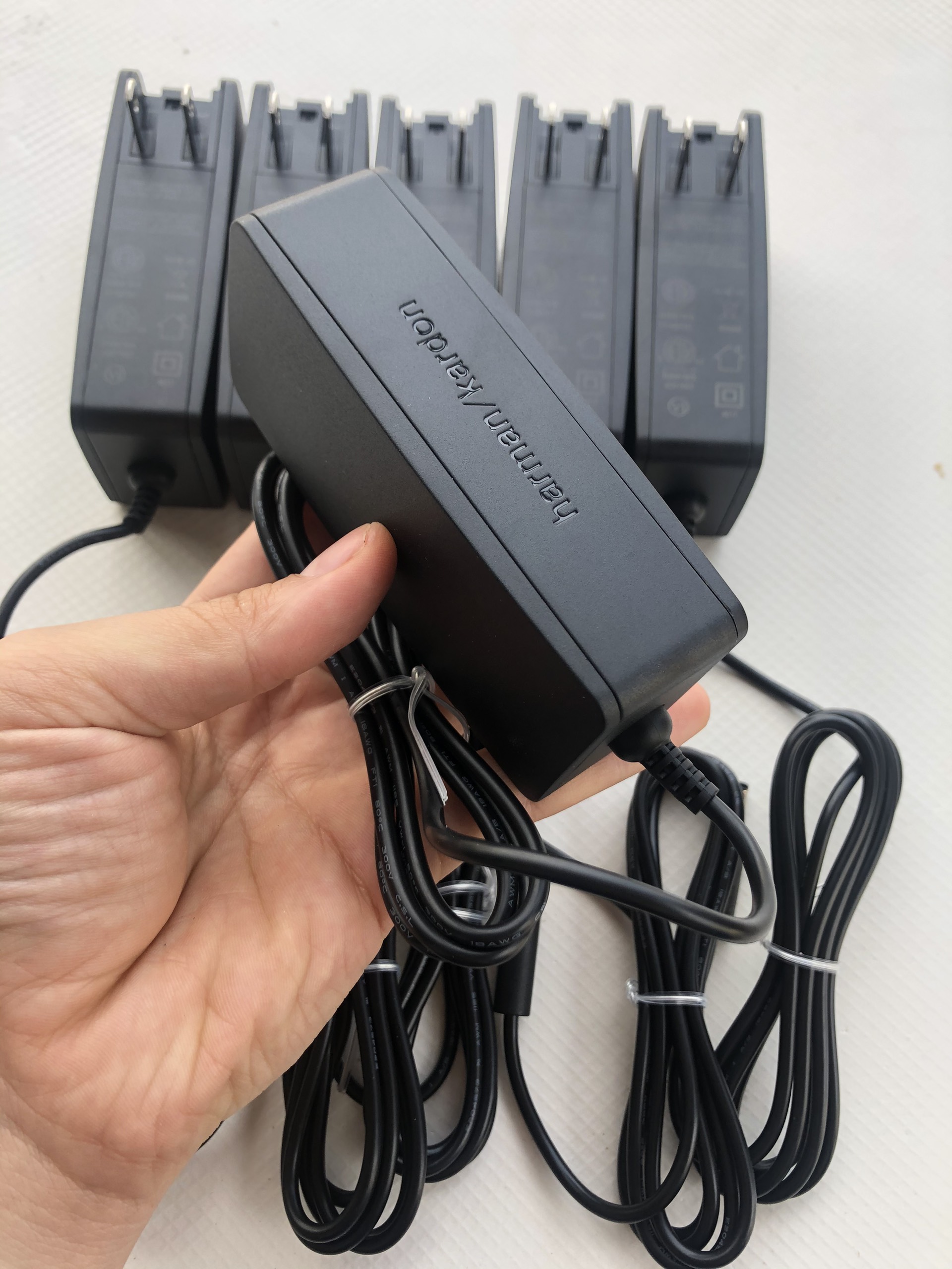 Sạc Loa Harman Kardon Onyx Studio bản gốc