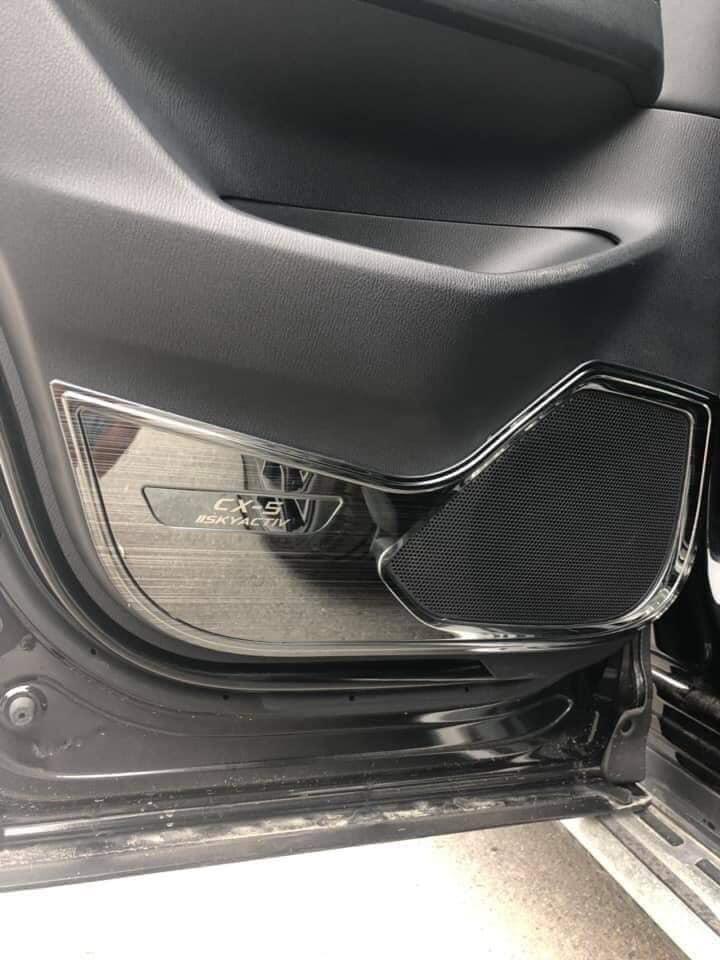 Ốp chống xước tabli cánh cửa Mazda CX5 titan