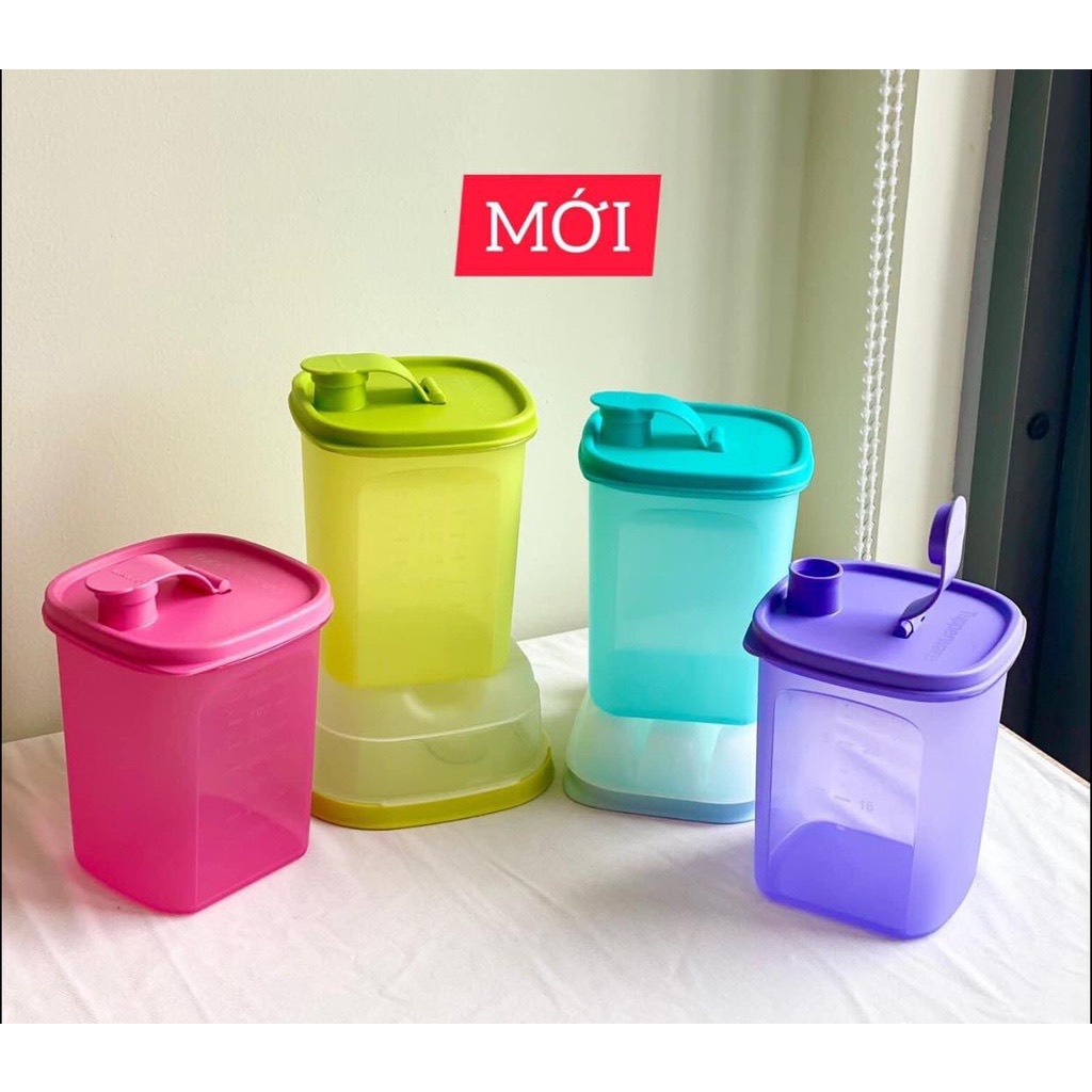 Bình nước Slim Line Pitcher 1L - Tupperware