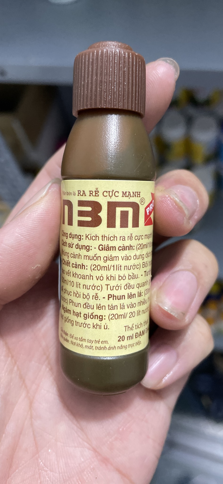 Phân Bón Lá - Kích thích ra rễ N3M (1 chai 20ml)