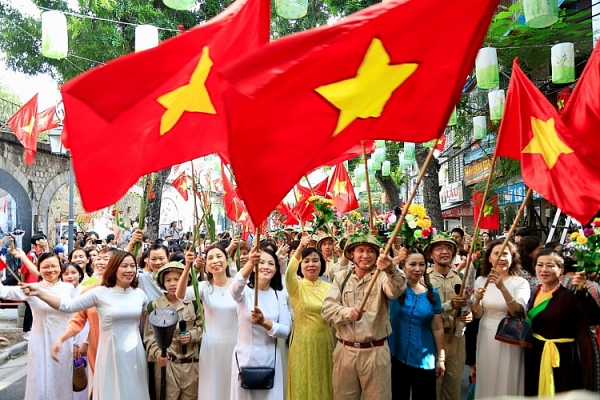 1 Cây Gôm Tẩy Khúc Lantu
