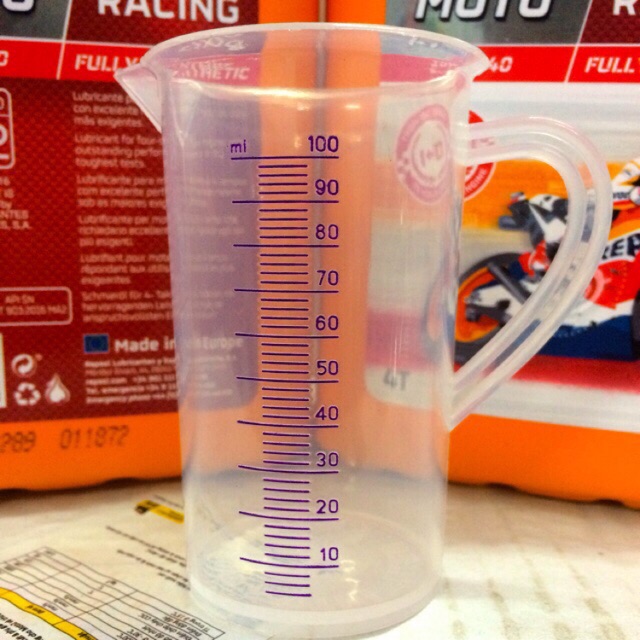 Ca đong - ca lường 100ml nhựa tốt