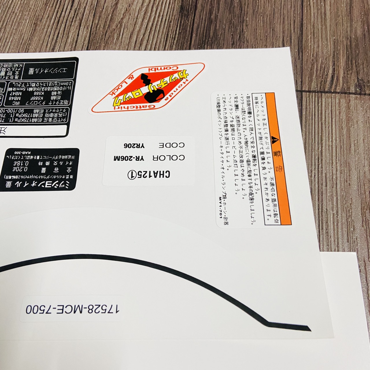 [HCM]TEM CHỮ DÁN XE SPACY 125 SIÊU NÉT (CHỮ SPACY XANH+ THÔNG SỐ)