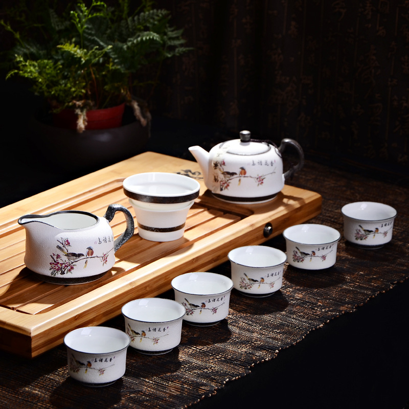 Bộ ấm chén sứ pha trà đạo (đầy đủ như hình)