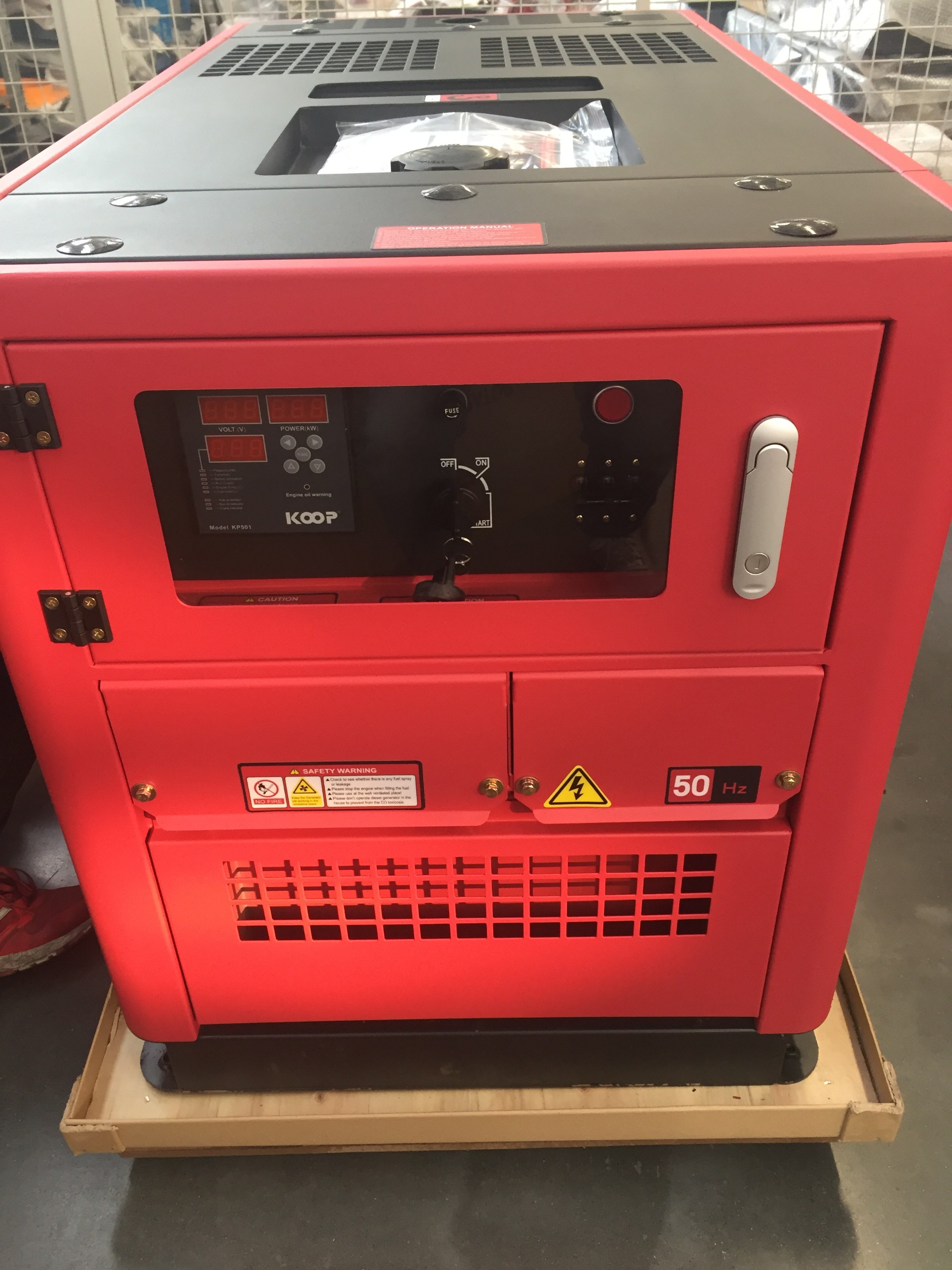 Máy Phát Điện Chạy Dầu 9kVA Koop KDF12000Q