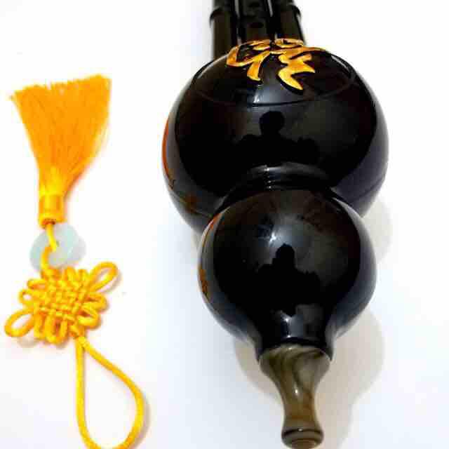 Sáo bầu (màu xanh, đen, trắng)