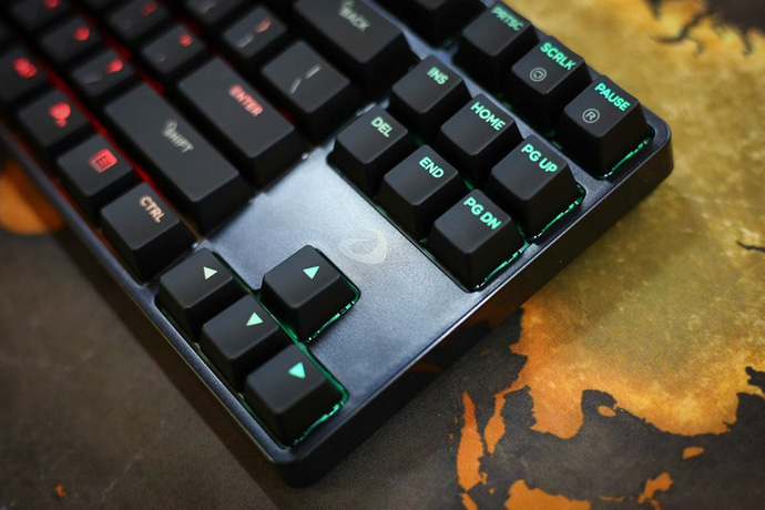 Phím cơ DareU EK880 RGB Black Red Switch BH 2 năm