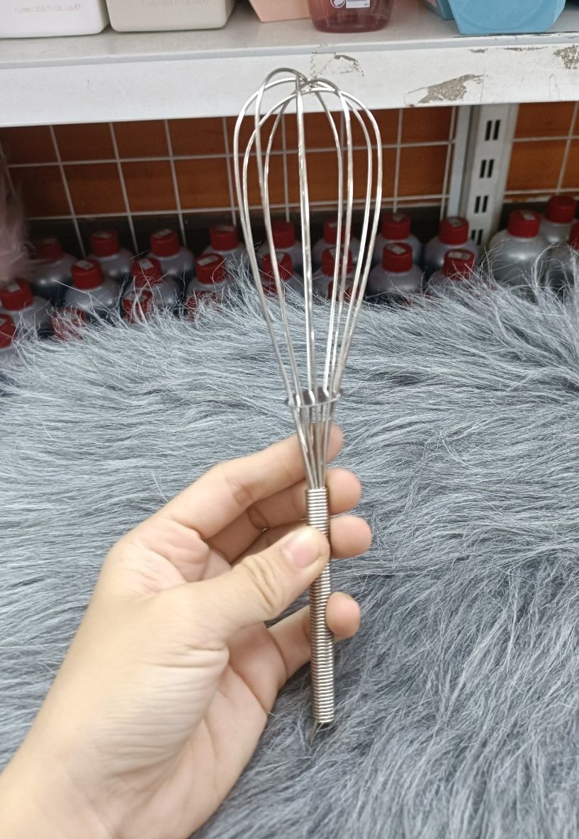 Dụng Cụ Đánh Đều Màu Nhuộm