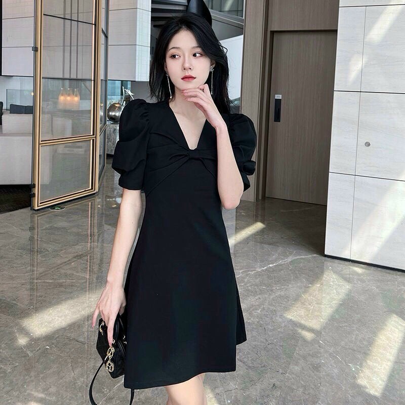 FreeshipMAX [HCM] ĐẦM XÒE NƠ ĐEN TAY PHỒNG