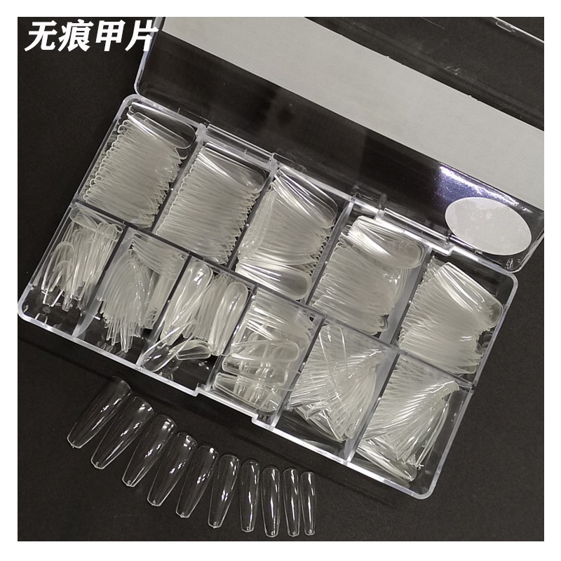 Móng úp tay form thang bề mặt trơn màu đục và trong