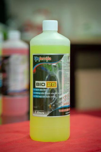 Dung Dịch Rửa Xe Không Chạm Ekokemika BIO 25 - 1L