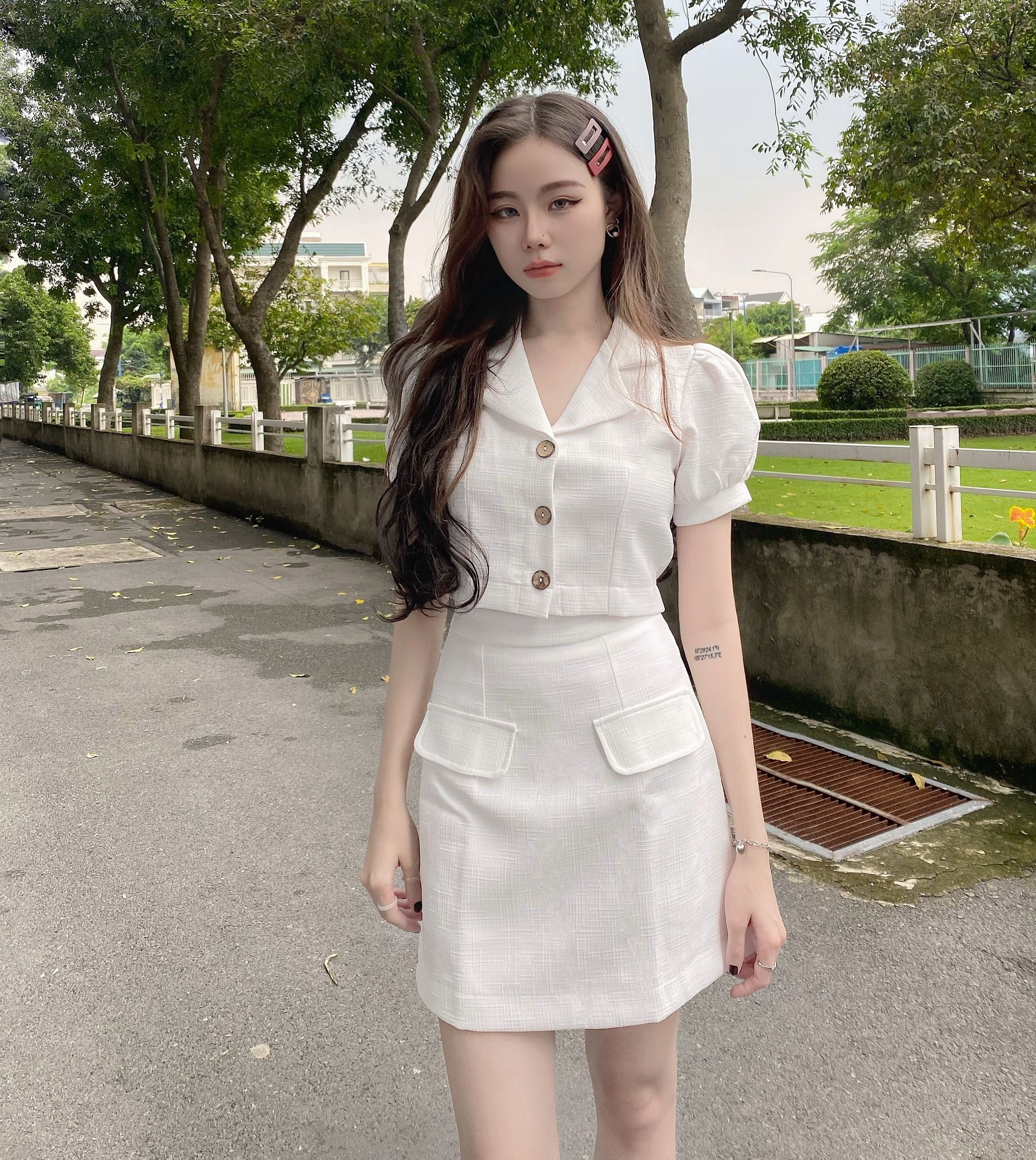 Set áo vest chân váy chữ A gập ly lớn  Quảng Châu  Đang cập nhật  Đen   Muasam24