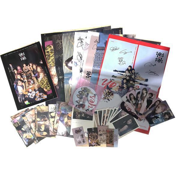 Combo photobook Twice Album ảnh có poster postcard bookmarkbanner huy hiệu tập ảnh