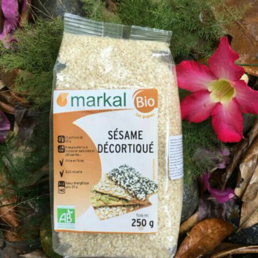 Hạt mè trắng tách vỏ hữu cơ Markal 250g