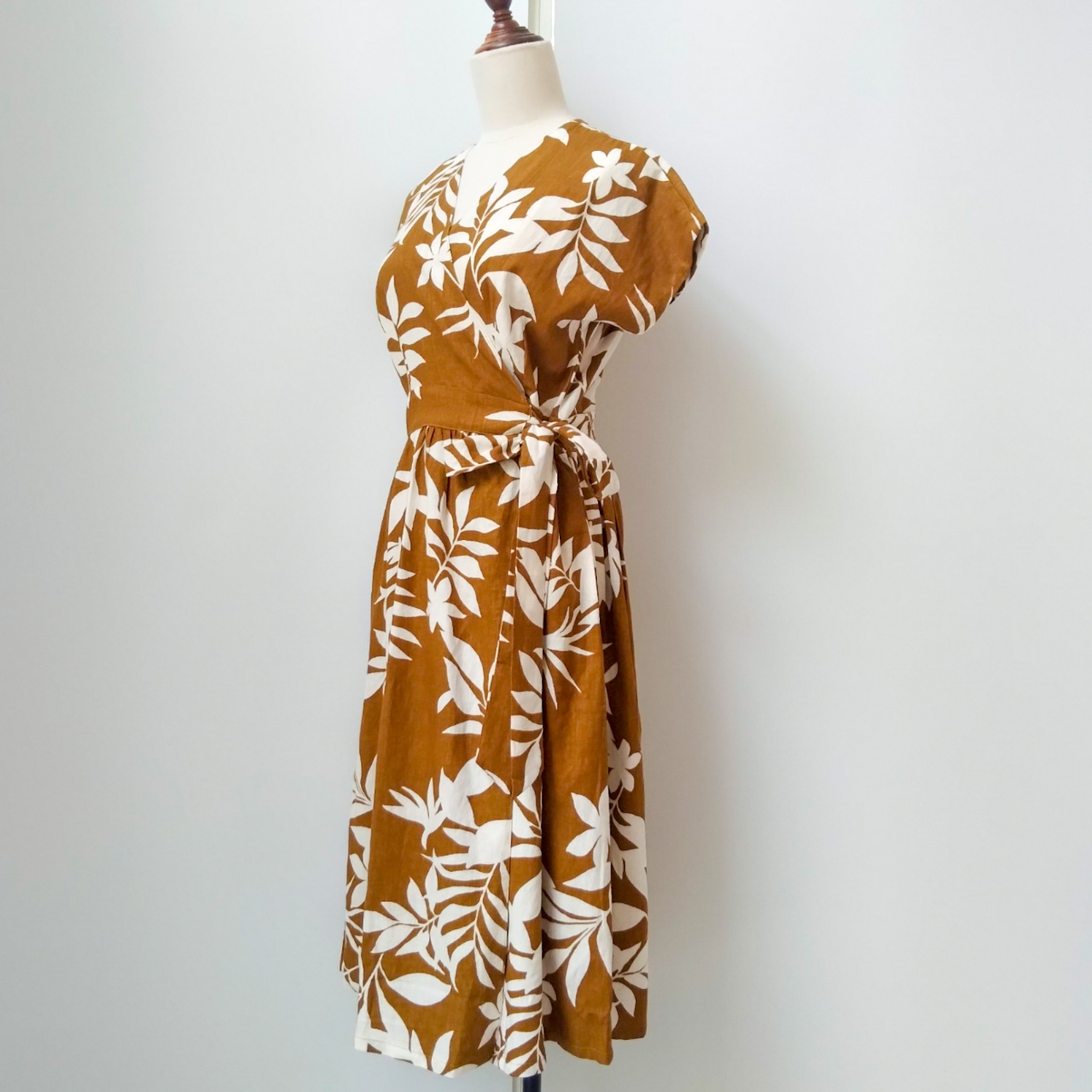 Anam Premium linen hip wrap dress