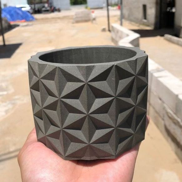 CEMENT POTS