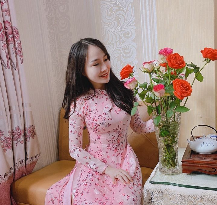 Áo dài hoa nhí họa mi may sẵn - Áo dài truyền thống 4 tà tay lỡ - Vải áo dài lụa tơ ép đẹp