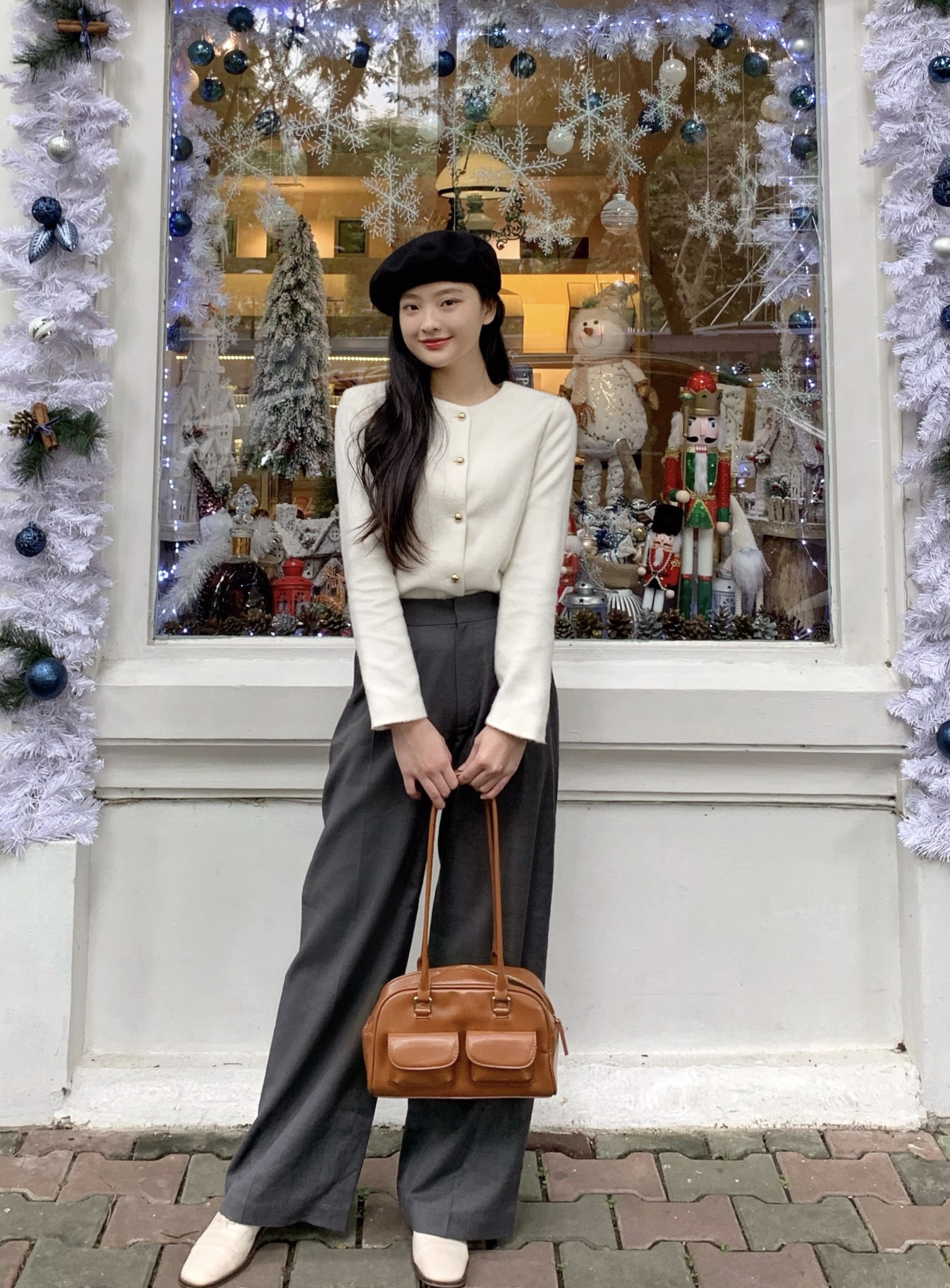 Áo Khoác Lông - Ruffle Blouse
