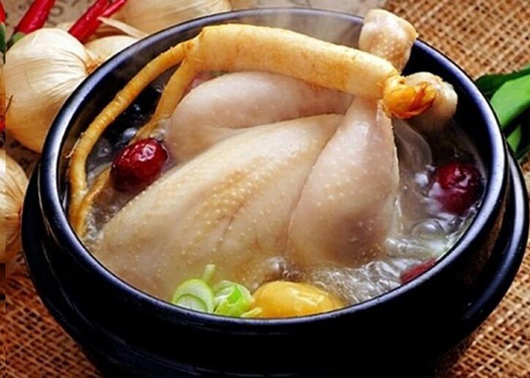 Táo đỏ sấy khô Hàn Quốc hộp 1kg (kèm túi xách quà tặng)