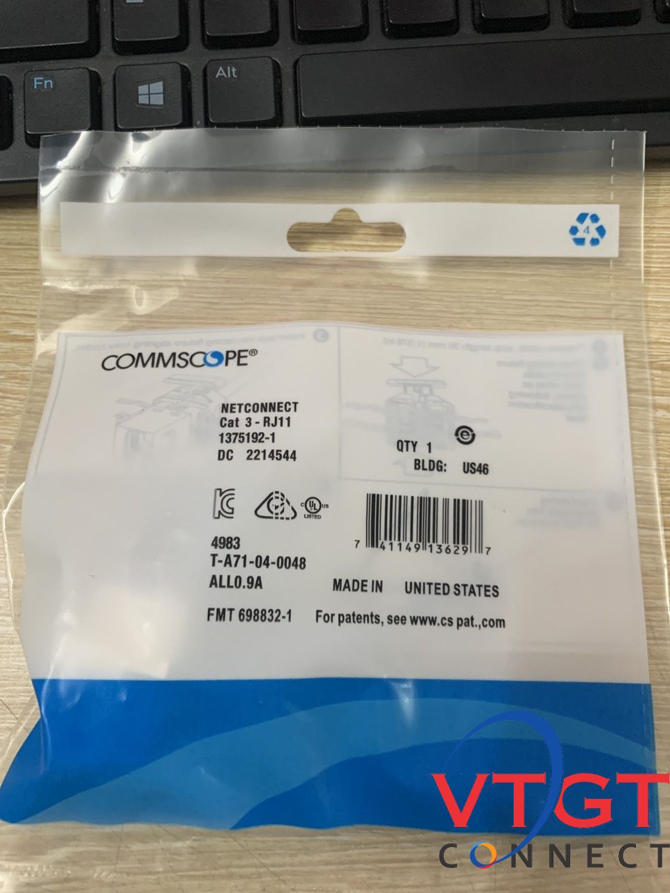 Nhân điện thoại Commscope RJ11 Cat3 1375192-1