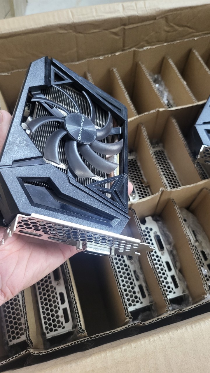 GeForce® GTX 1660 SUPER Pegasus (6GB GDDR6, 192-bit, DVI+HDMI+DP)