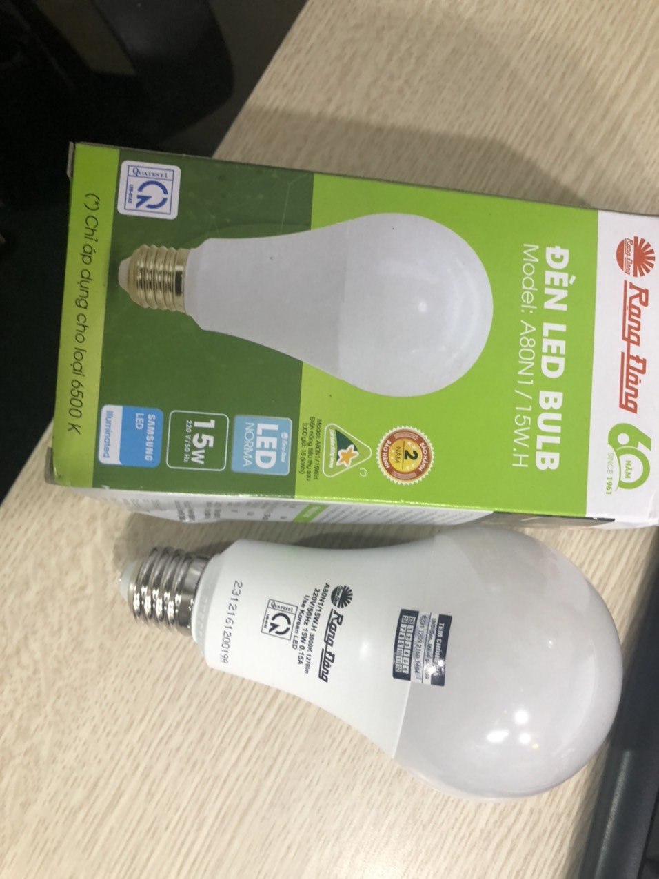 Bóng đèn LED BULB Tròn 15W Rạng đông