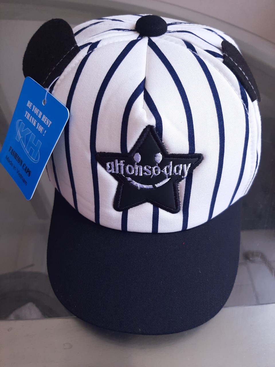 Nón kết hình Disney
