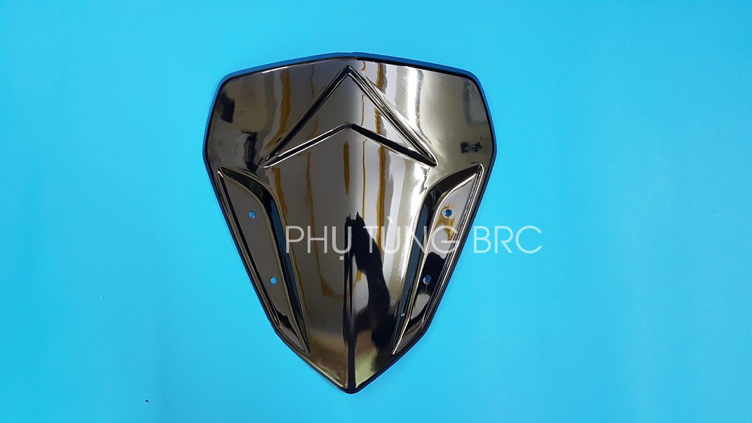 Mão pha lê trang trí xe NVX