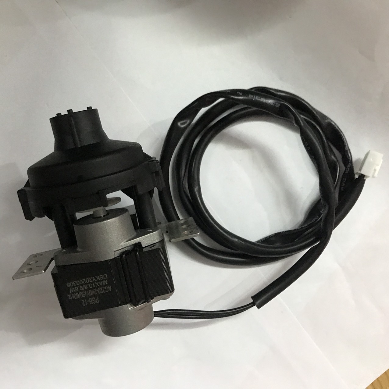[HCM]Bơm thoát nước máy lạnh âm trần 12W