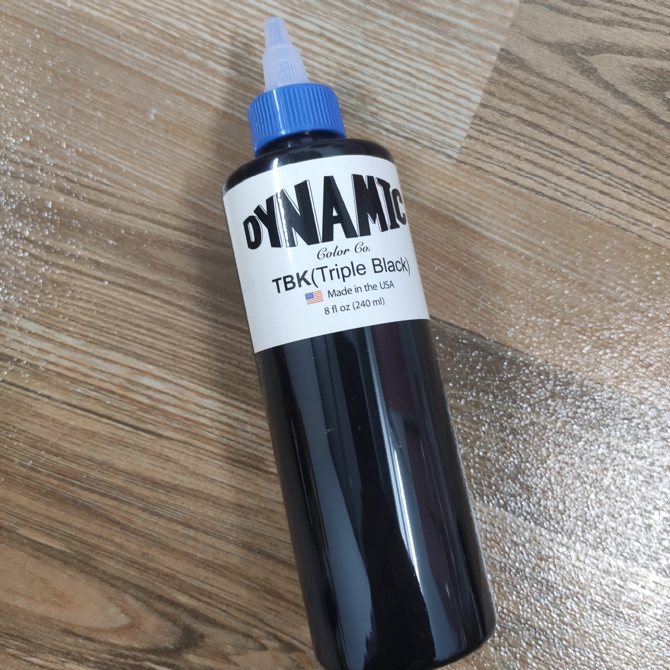Mực xăm đen Dynamic TBK 60ml Triple Black chai chiết