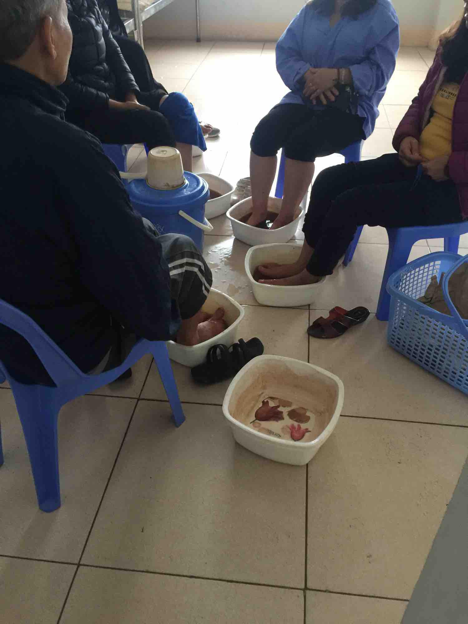 Ngâm chân thuốc bắc. 0988101001