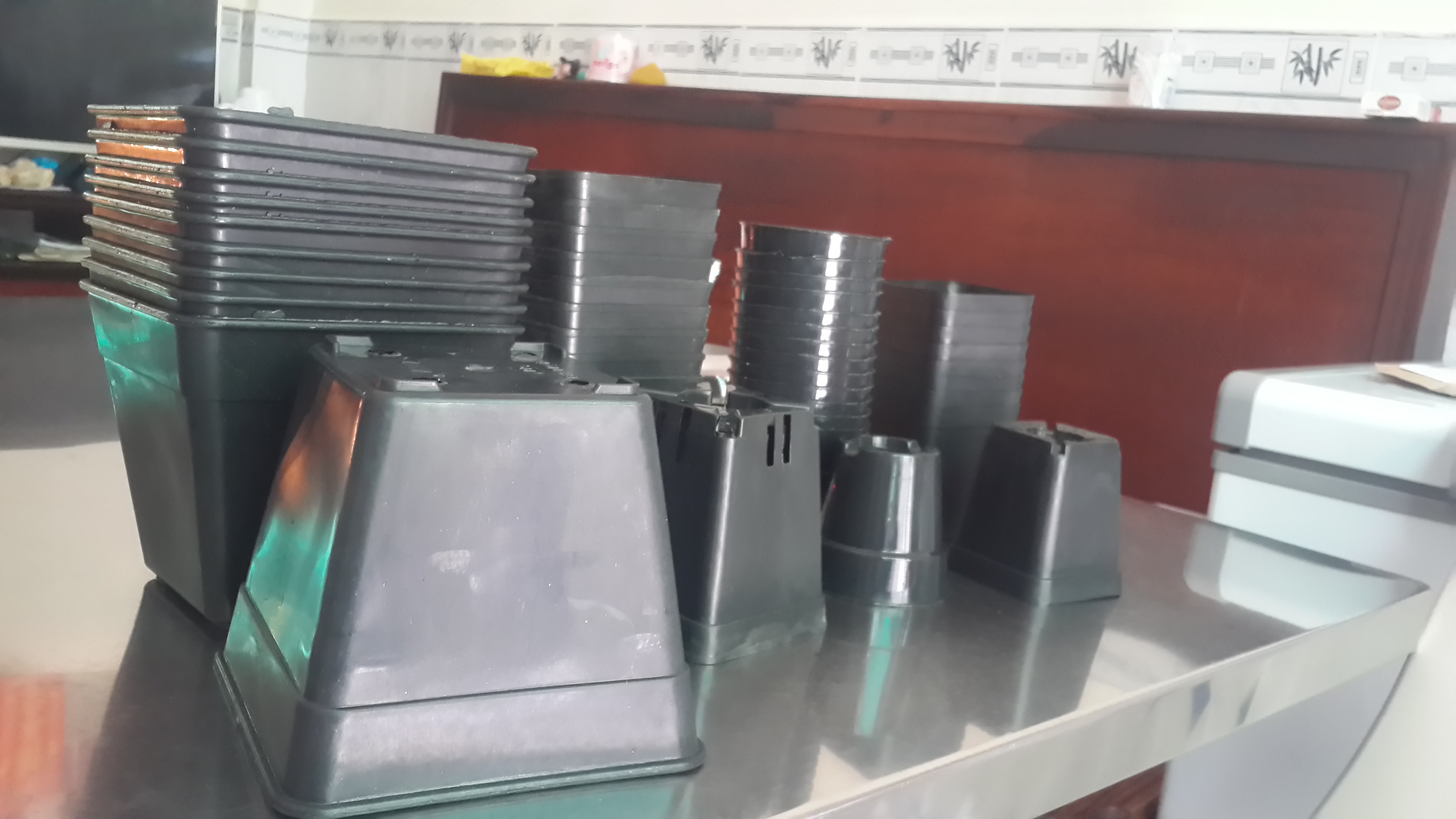 [HCM]Combo 10 Chậu nhựa trồng rau củ quả (size các loại)