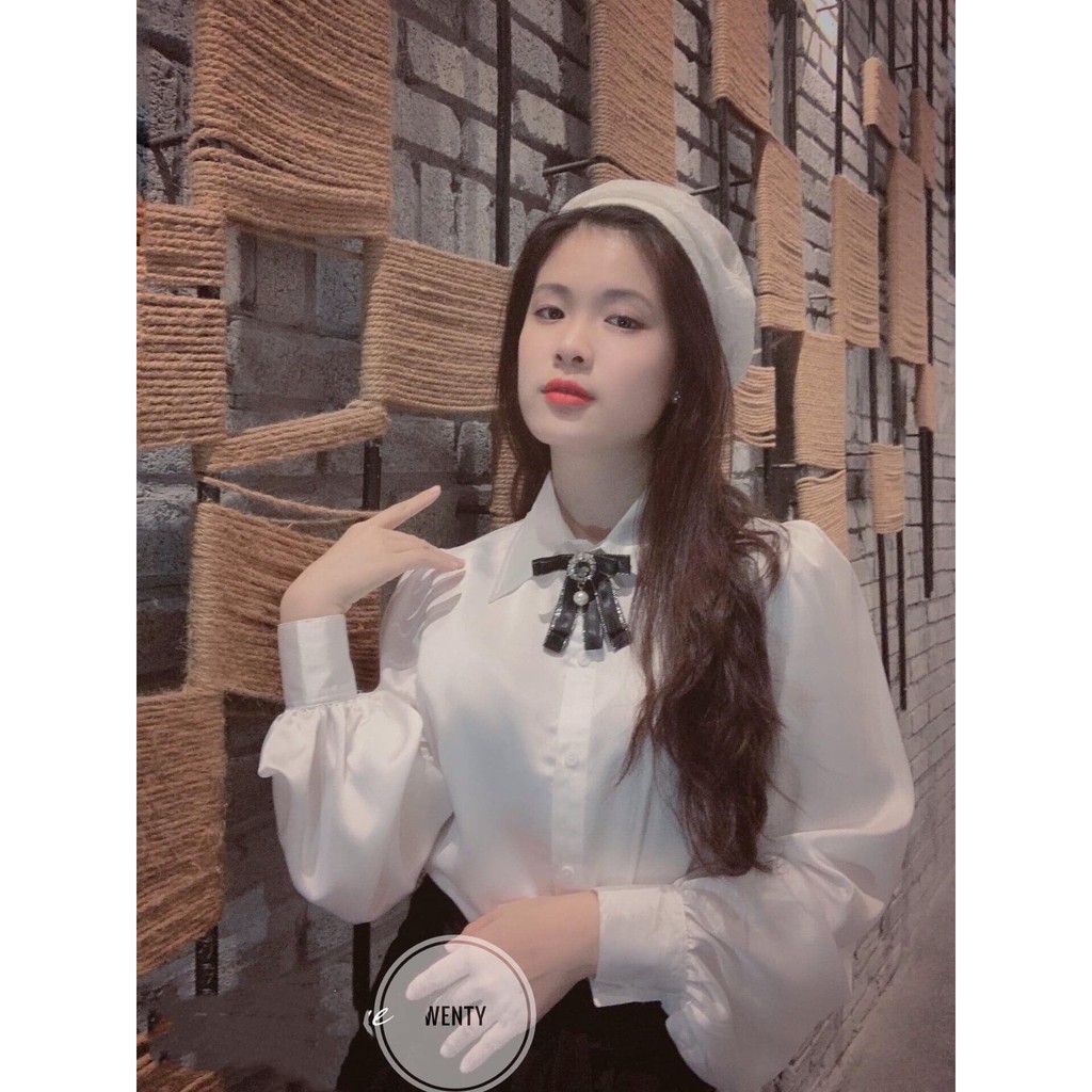Áo sơ mi trắng tay bồng sang chảnh