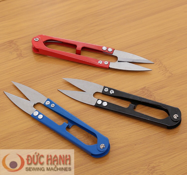 VĨ 12 CÂY KÉO BẤM CHỈ MGS [MÀU SẮC NGẪU NHIÊN]