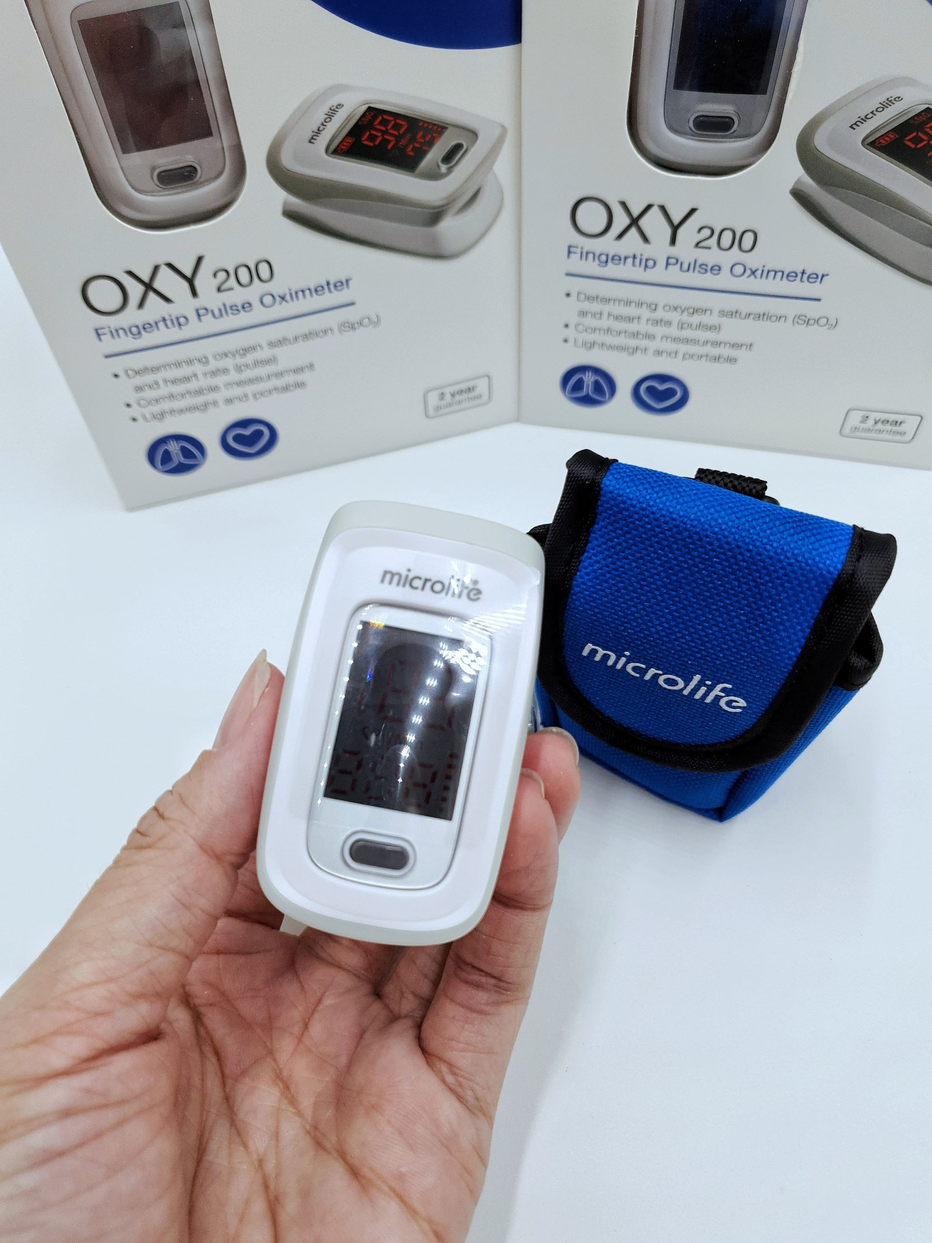 Máy đo nồng độ oxy trong máu Microlife OXY 200 ( Bảo hành 2 năm )