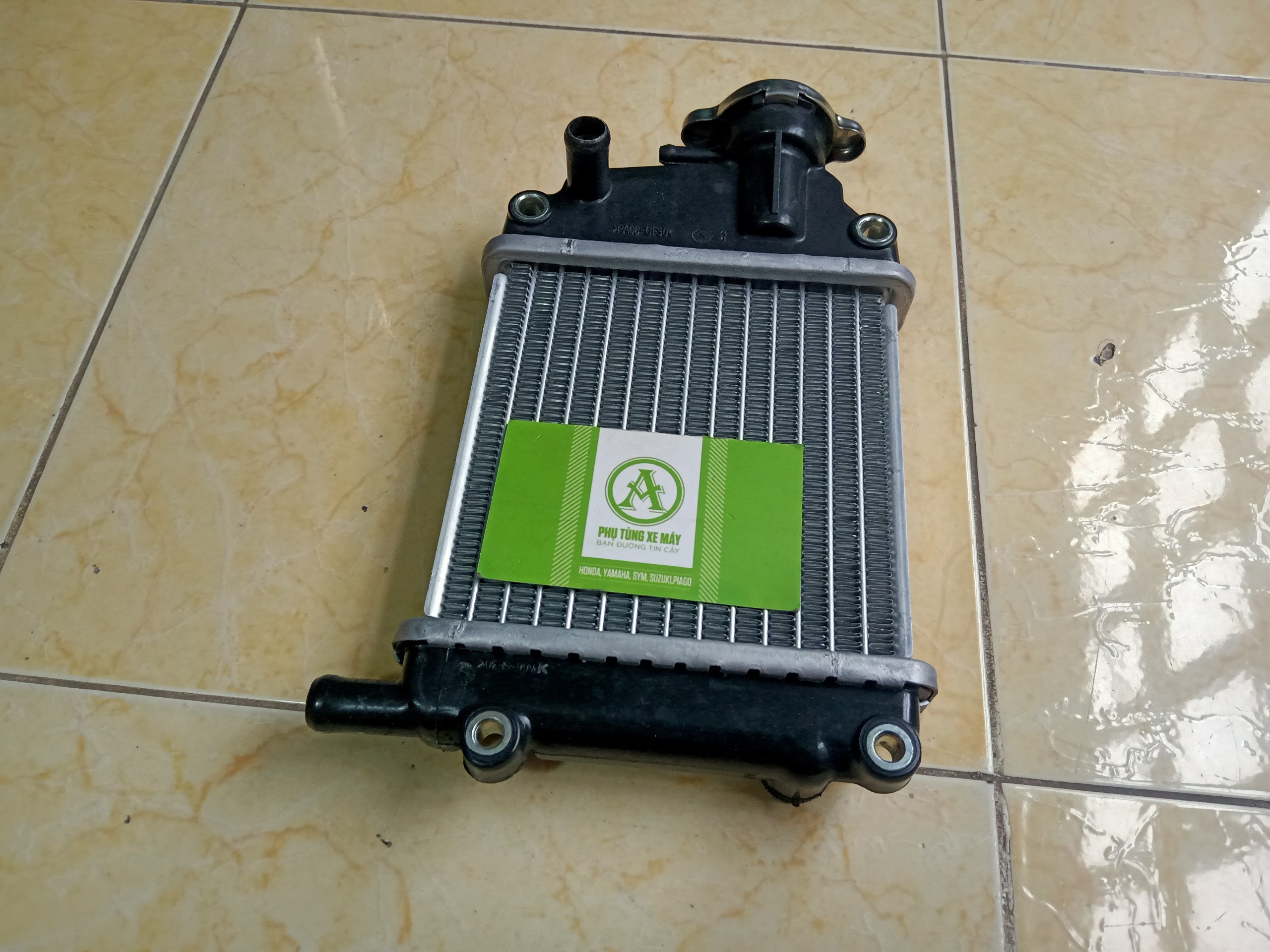 KÉT NƯỚC AB 110, CLICK 110
